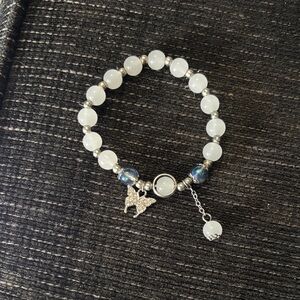 Elegant Silver and White Beaded Bracelet